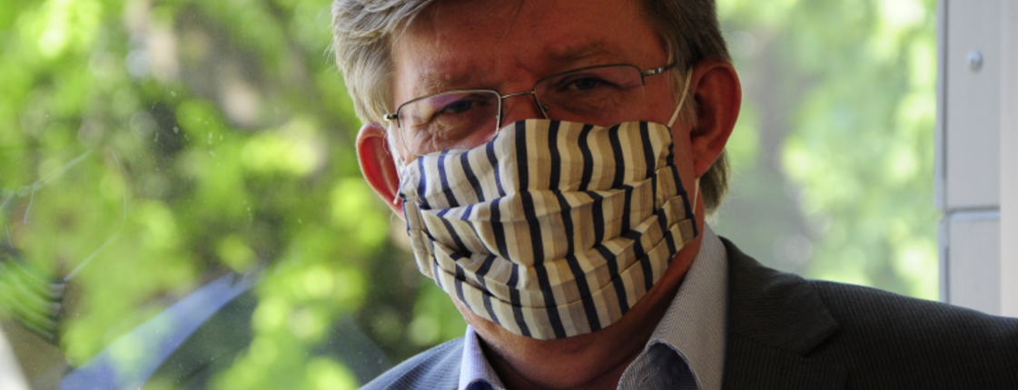 Caritasdirektor Herbert Beiglböck mit Schutzmaske